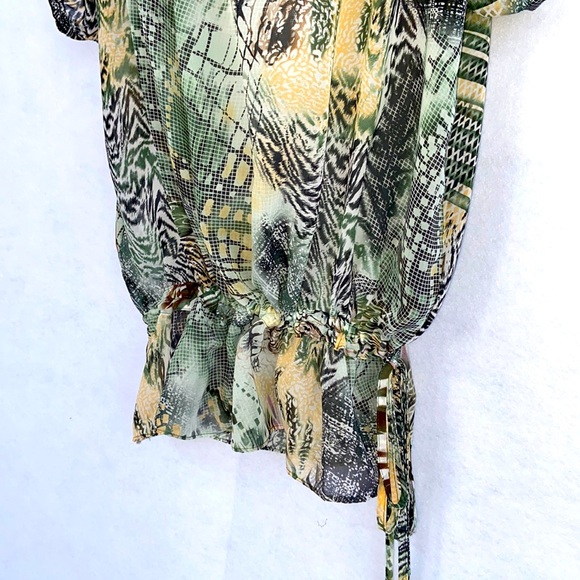 Autograph Sheer blousy top. Size XL. Drawstring at the waist. Figure Flattering. - Picture 7 of 9